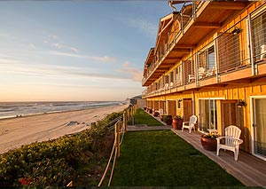 Lincoln City, Oregon lodging oceanfront