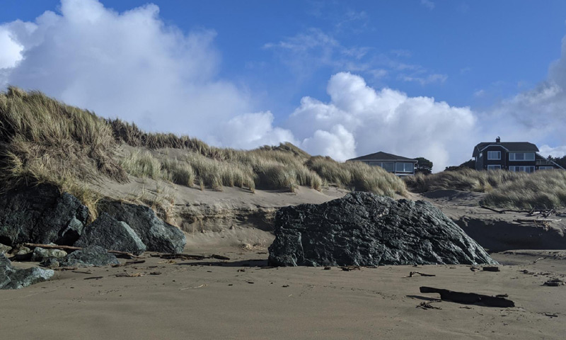 Not All Oregon Coast Beaches Recovered from Last Winter's Erosion 