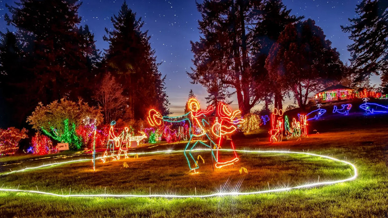 Brookings' Nature's Coast Holiday - Festival of Lights Hits S. Oregon Coast Soon 
