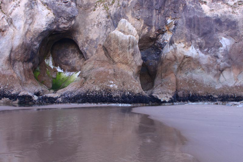 Hug Point Cave-Like Indent, Dramatic Sand Levels - Cannon Beach Virtual Tour, Oregon Coast