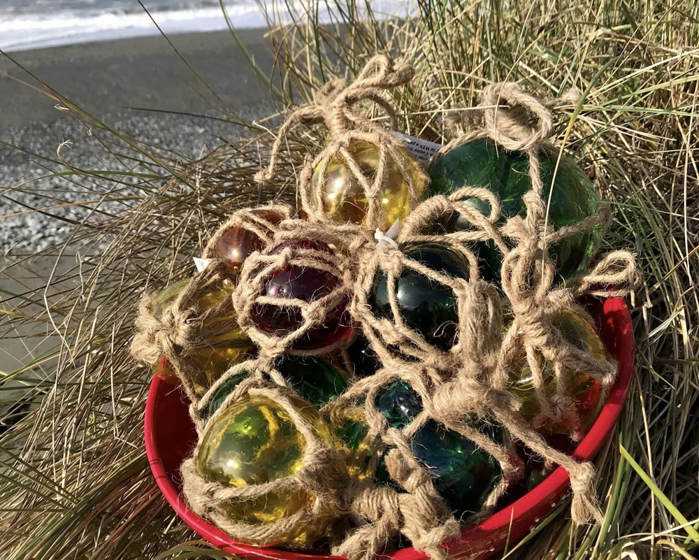 Gold Beach Joins Other Oregon Coast Towns in Dropping Glass Floats, Through April 30