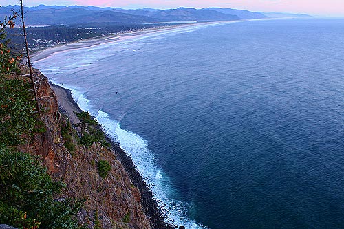 Video: Calming and Ethereal of Manzanita on N. Oregon Coast