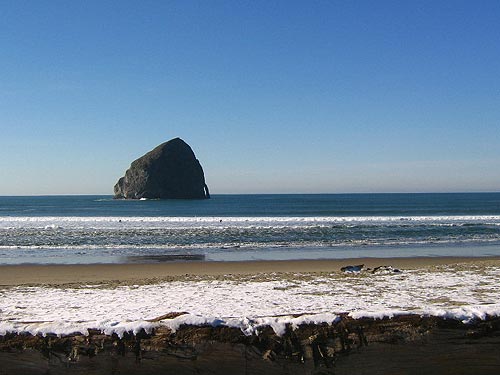 Light Snow for Oregon Coast Range, Maybe on Beaches Over Weekend 