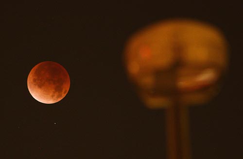 Two Supermoons, Blue Moon, Eclipse for Portland, Oregon, Coast 