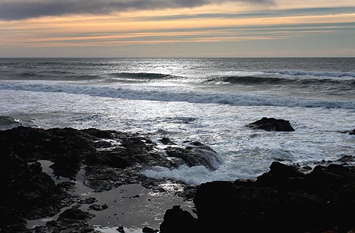 Central Oregon Coast Shimmers with Holidays in Yachats, Florence 