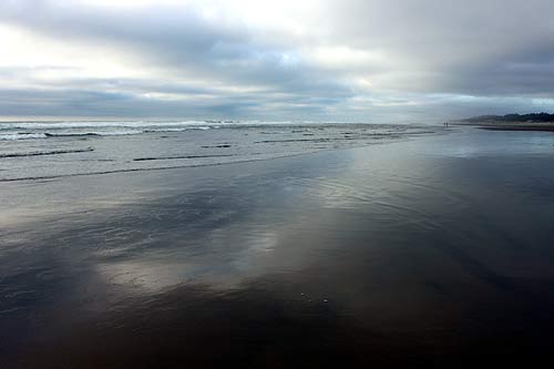 State Officials Send Out Safety, Warning Reminders for Oregon Coast
