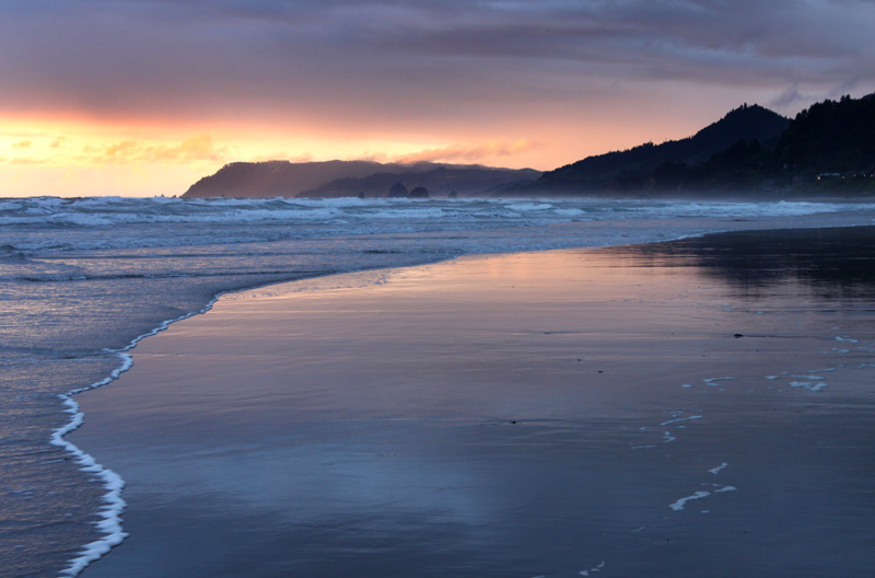 Tiny Yet Big On Oregon Coast Surprises: Arch Cape Near Cannon Beach 