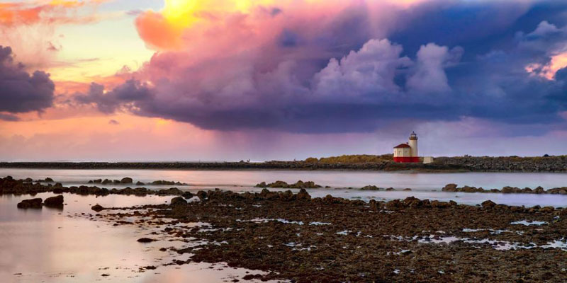 Striking Images of Oregon Coast Lights at Seaside, Bandon, Coos Bay, Newport