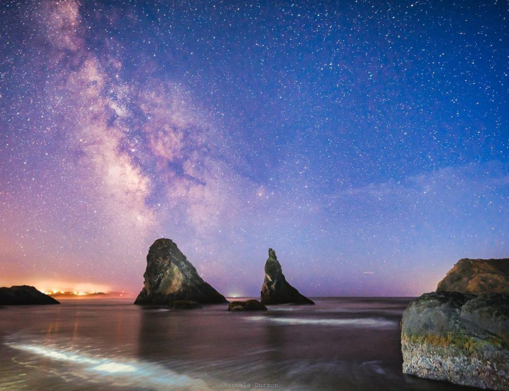 The Dreamy Oregon Coast: Wandering (and Photographing) at Night 