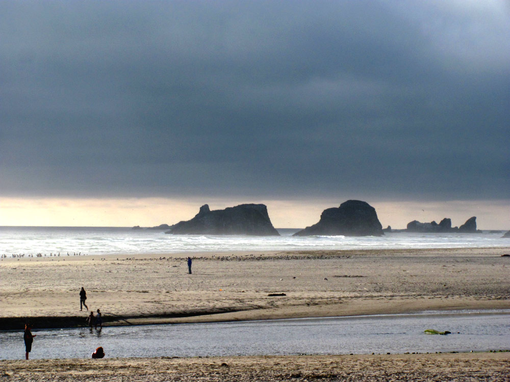 Northern Cannon Beach, Views of Chapman Point, Video