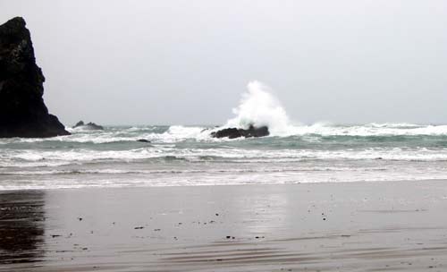 Wet, Windy Weekend for Oregon Coast; South Coast Surf Advisory