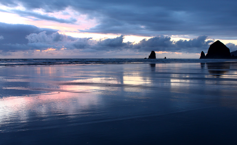 Oregon Coast's Weird Singing Sands: Cannon Beach, South Coast and Elsewhere | Video