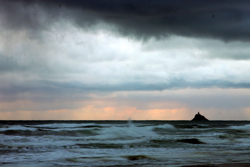 First Wet, Cold, Fall-Like Event for Oregon / Washington Coast