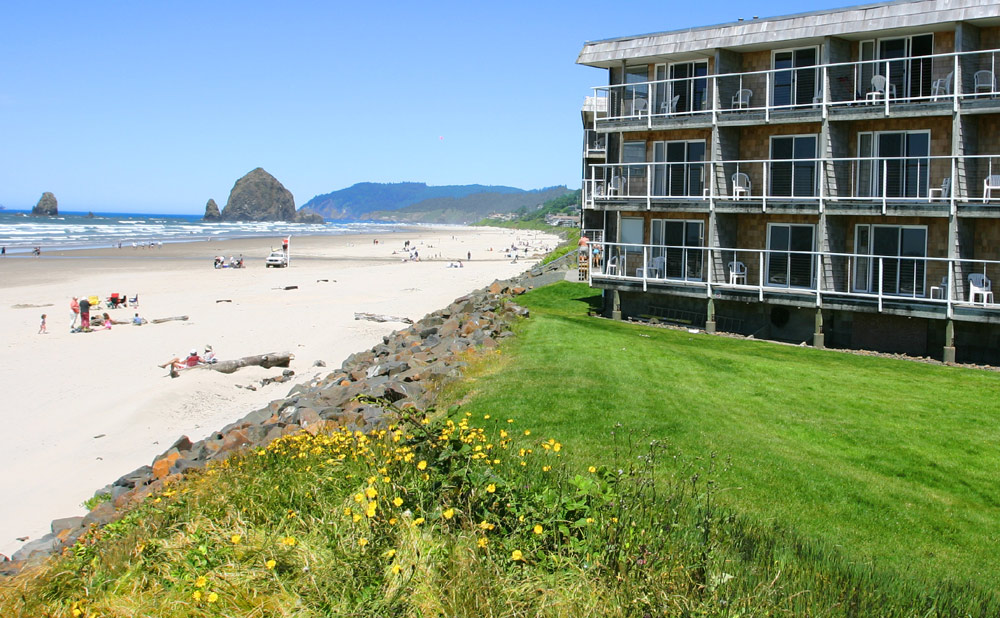 Constant Killer Views at One Cannon Beach Legend: Oregon Coast Travel Tips