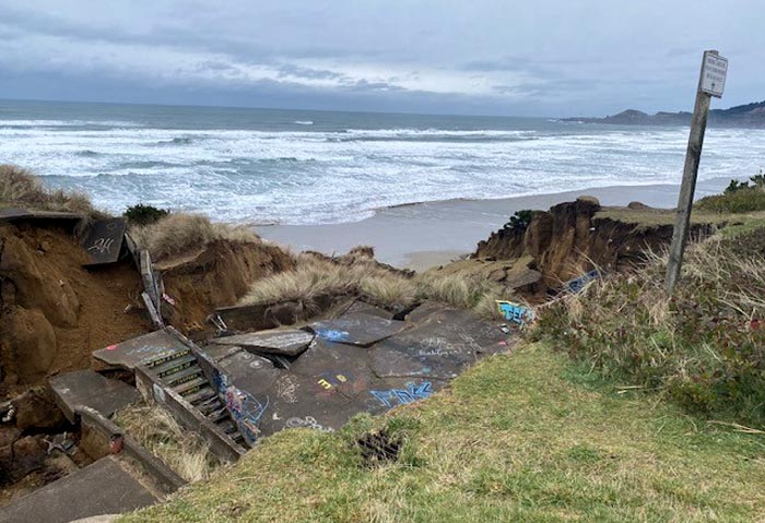 Newport's Jump-Off Joe Gets Dangerous, Oregon Coast Landmark Closed Off