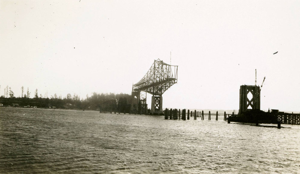 History of Coos Bay's Conde B. McCullough Memorial Bridge: Construction of S. Oregon Coast Landmark 