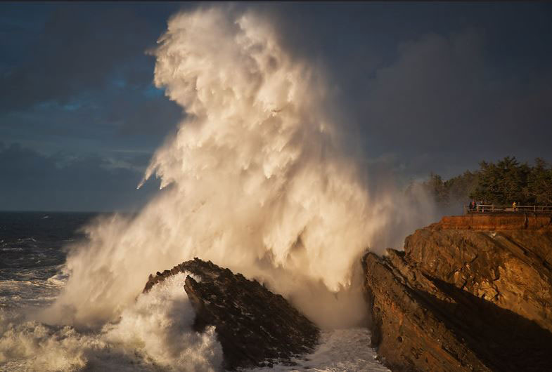 Wild, Wet Weekend for Oregon Coast, South Coast Wind Watch 