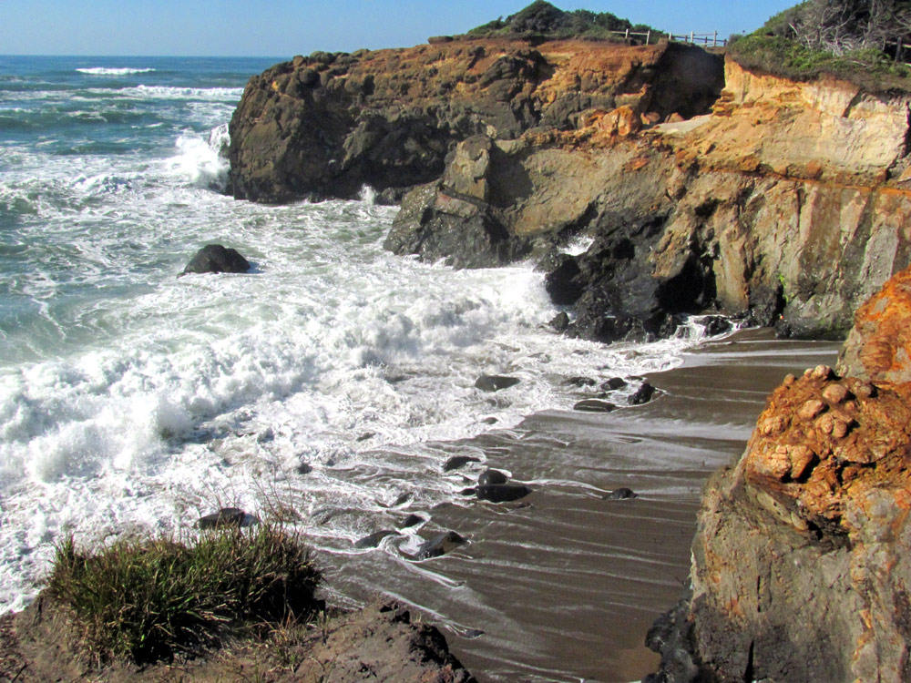 Oregon Coast Virtual Tour: Fishing Rock State Recreation Site a Splashing Good Time