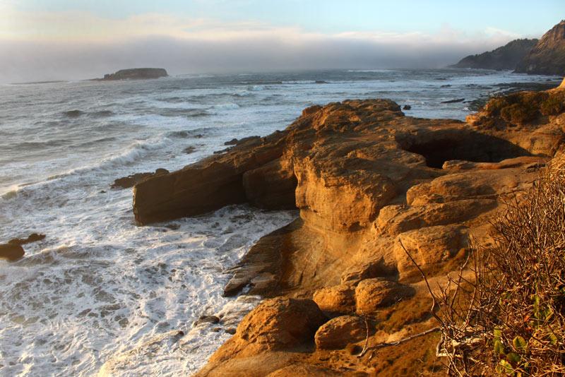 Devil's Punchbowl, Otter Rock 