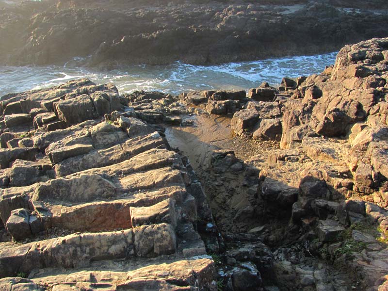 Intriguing U.S. Coastal Travel Destination with Ocean Geysers, Mysterious Steps: Yachats, Oregon 