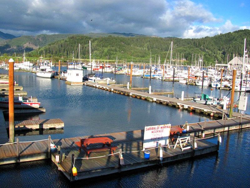 This Week on Oregon Coast: More on Black History, Humpbacks, Feeding Frenzy, New Rides, Buying Tuna