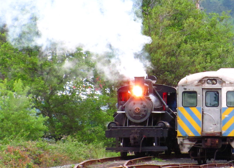 Fall Colors Excursions Start on Oregon Coast Scenic Railroad