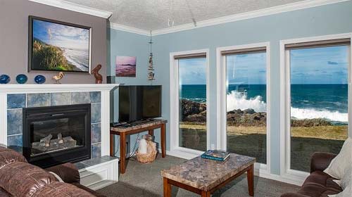 Keystone Has the Key to Oregon Coast Oceanfront Condo Wave Drama