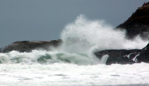 Sun and Some Wild Waves for Oregon Coast This Week