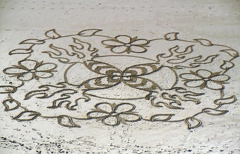 Lincoln City: Oregon Coast Inn Offers Dazzling Sand Designs to Guests - Proposals, Birthdays