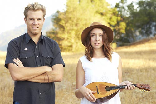 Soulful Duo Performs at Central Oregon Coast's Lincoln City Cultural Center