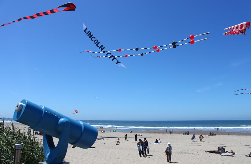 Kite Fest Takes to Lincoln City Skies with Fantastical Creatures, Touch of Oregon Coast's Pixieland