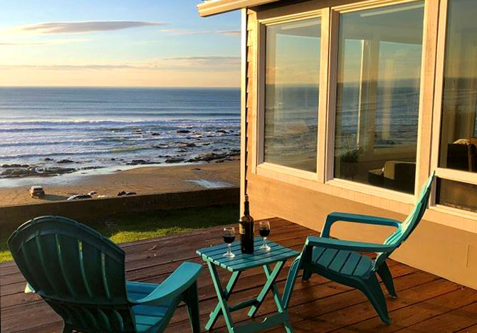 Broad Oregon Coast Views and Beachy Vibes at Lincoln City's Seamist Rental