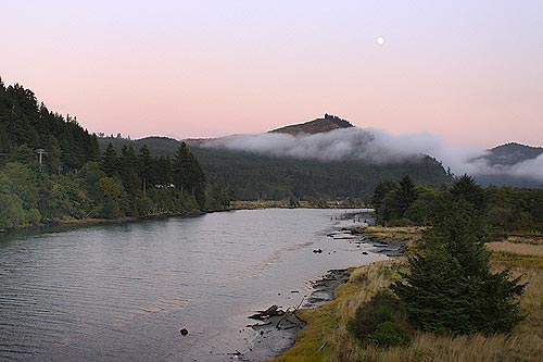 Talk Looks at Oregon Coast River Fishing, Status of Species 