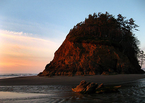 Neskowin - Hole in Proposal Rock, Video