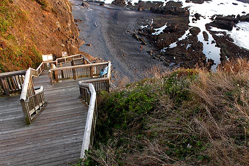 What Happens to Oregon Coast Beach in Fall, After the Holiday: Food, Sands, Sights