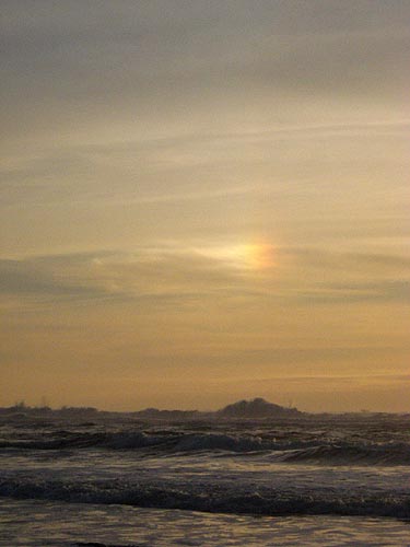 what do sun dogs look like