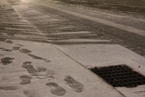 Icy Skate Rink for Portland, Oregon Coast Range Tonight Into Morning 