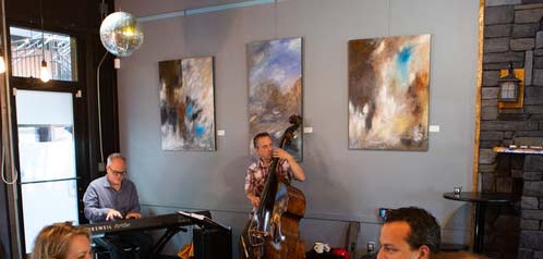 Oregon Travel News: Portland Eatery Combines Jazz with Stellar Cuisine