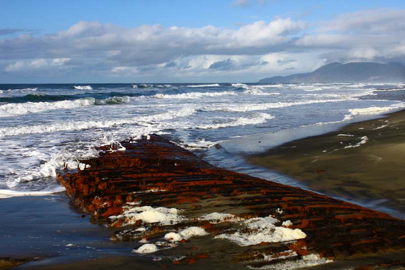 One Shortest Day of the Year, Eclipse on Oregon Coast Leads to Shipwreck Missing for 50 Years 