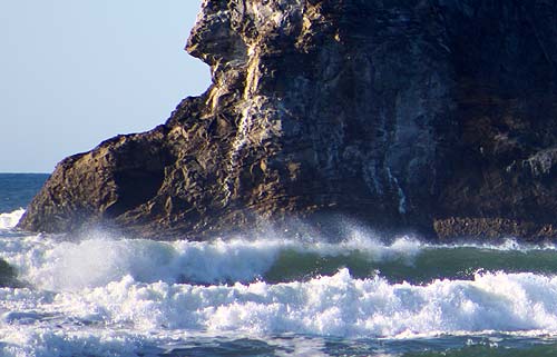 Warm Spell for Oregon Coast, Portland Continues; Beach Hazard for S. Coast