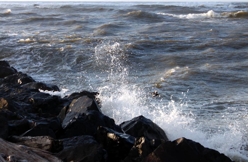 One Oregon Coast Spot Has a Wild and a Calm Face: Rockaway Beach Jetty