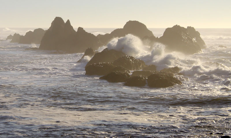 S. Washington Coast and Oregon Coast See Increased Sneaker Wave Dangers