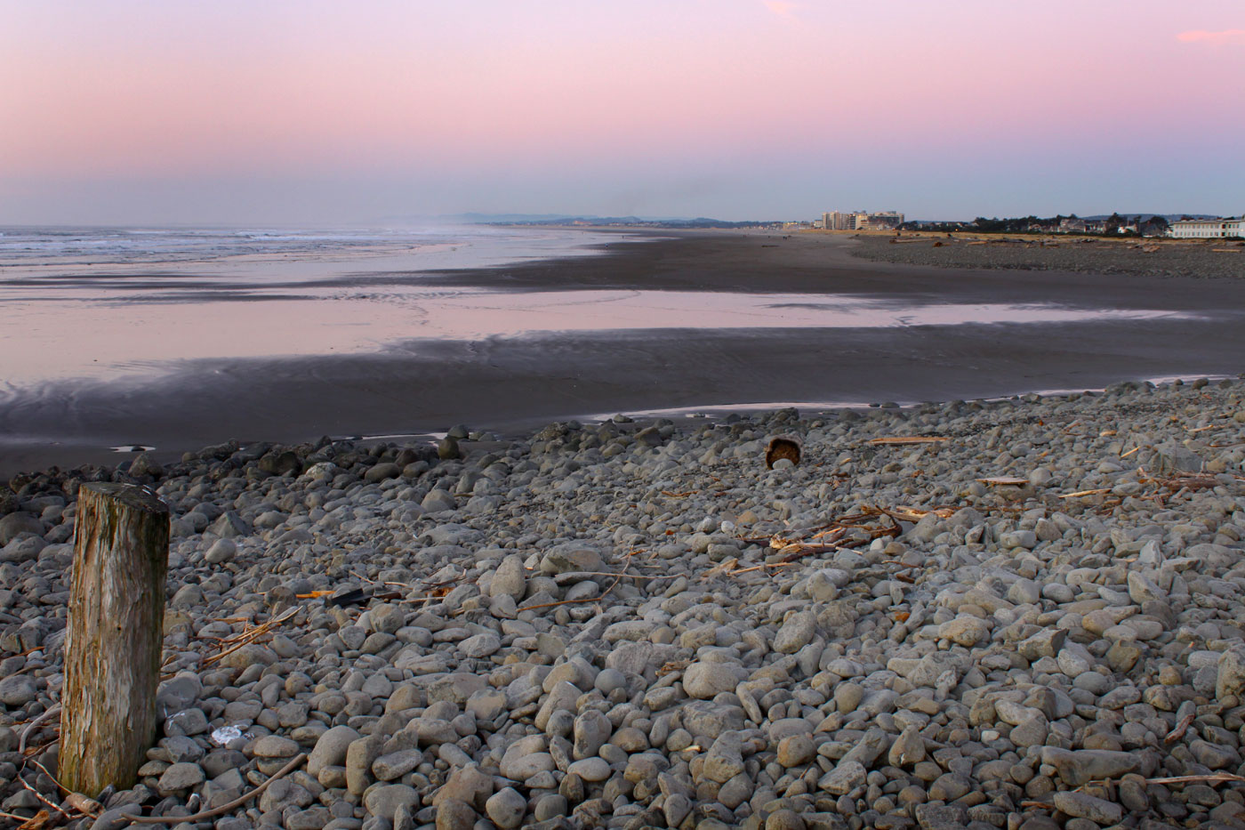 Seaside Cove on N. Oregon Coast: Guide to Beach and Surreal History 