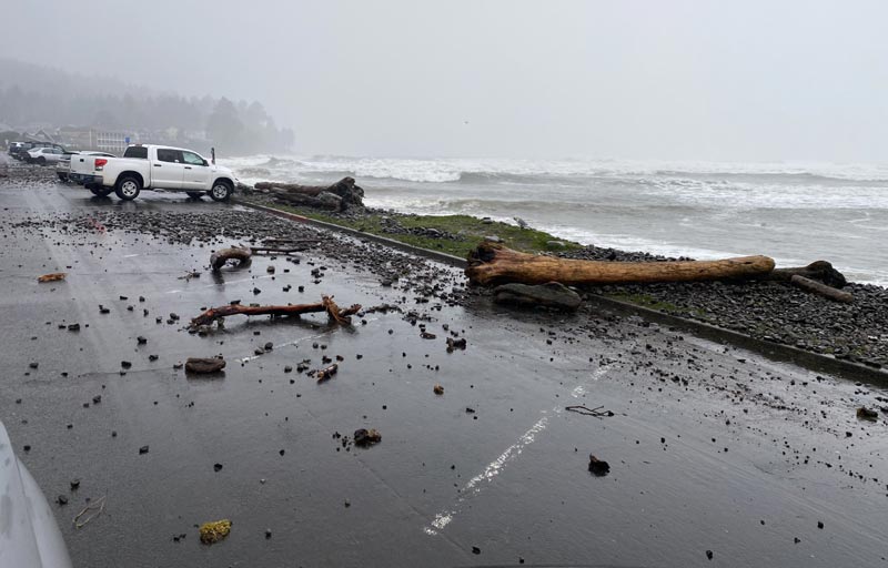 Spectacular Yet Scary Images, Video from Oregon / Washington Coast King Tides 