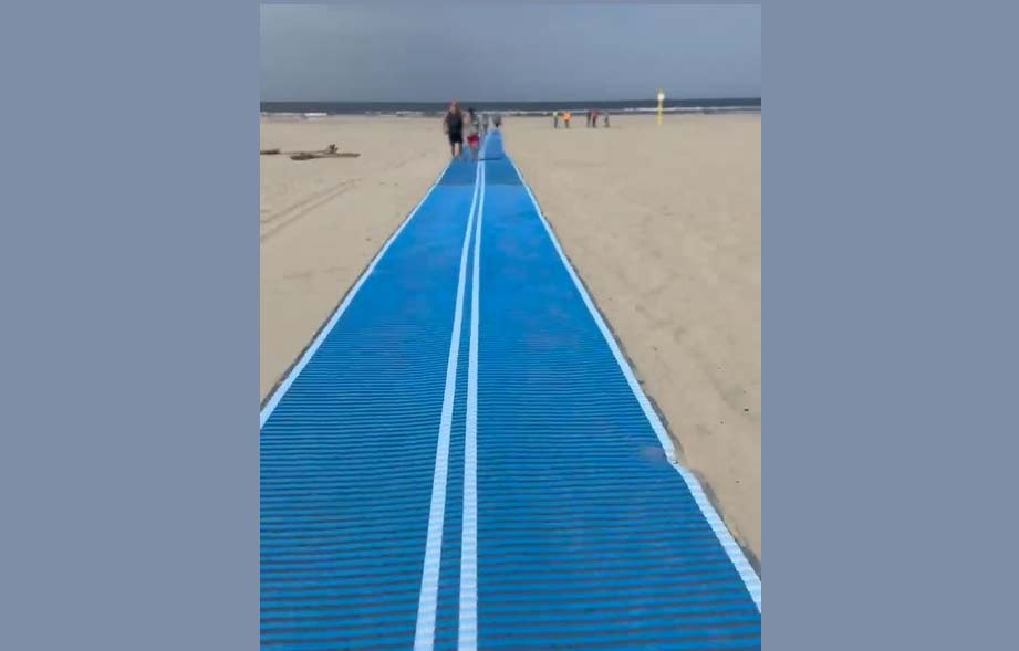 N. Oregon Coast's Seaside Gets Mobi-Mats for Wheelchair Access 