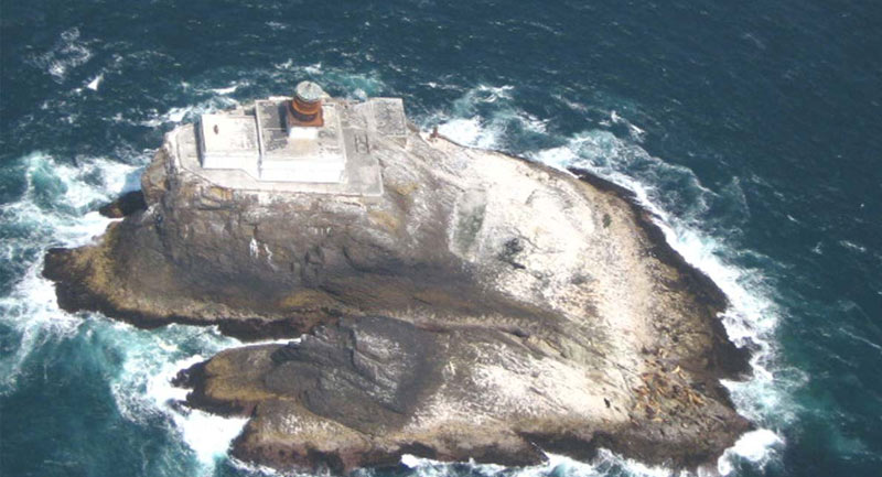 Famed, 'Terrible' Tillamook Rock Lighthouse Up for Sale - N. Oregon Coast