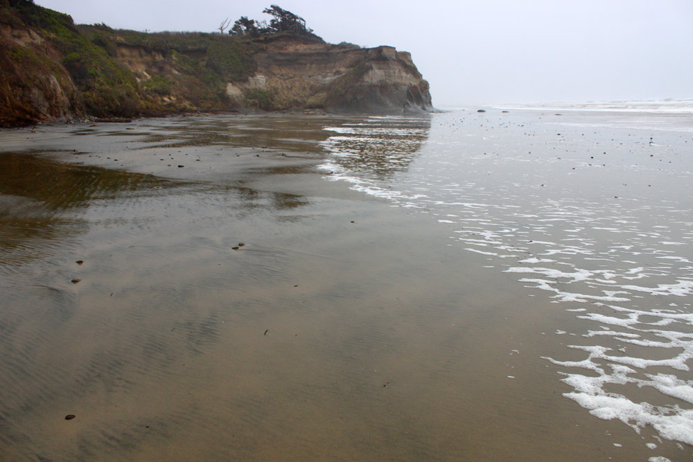 Officials Warn Sneaker Wave Dangers This Weekend for S. Washington Coast, Oregon Coast 