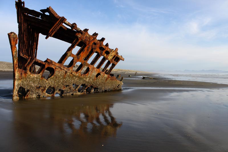 Wrecking the Peter Iredale: How Oregon Coast History Played Out in 1906 