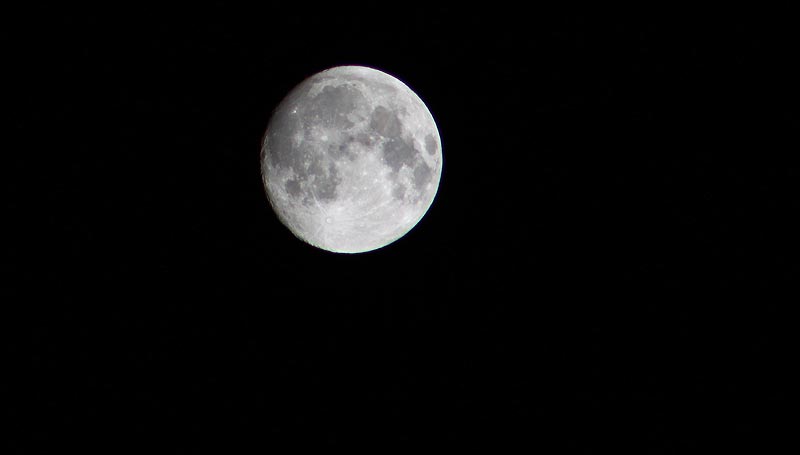 Unique But Subtle Lunar Eclipse on the 4th for Oregon, Washington Coast 