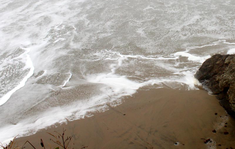 S. Oregon Coast Sneaker Wave Hazards; Coast Range Air Stagnation